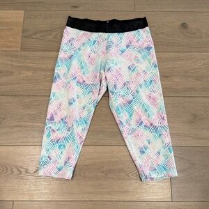VS PINK Ultimate‎ Pink Purple Blue Geometric Cropped Capri Active Bottoms Size M